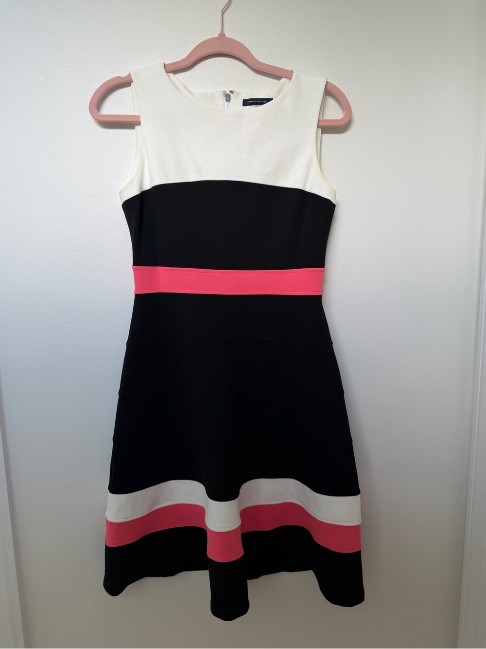 Tommy Hilfiger Sleeveless Colorblock Midi Dress in Black, White & Pink
